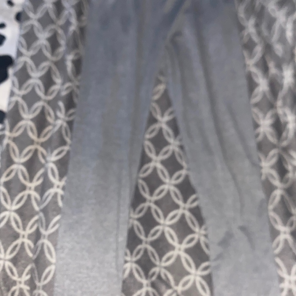 They are girls leggings